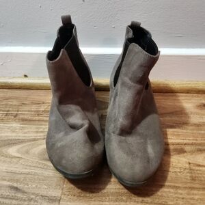 Stylish Brown Ankle Boots